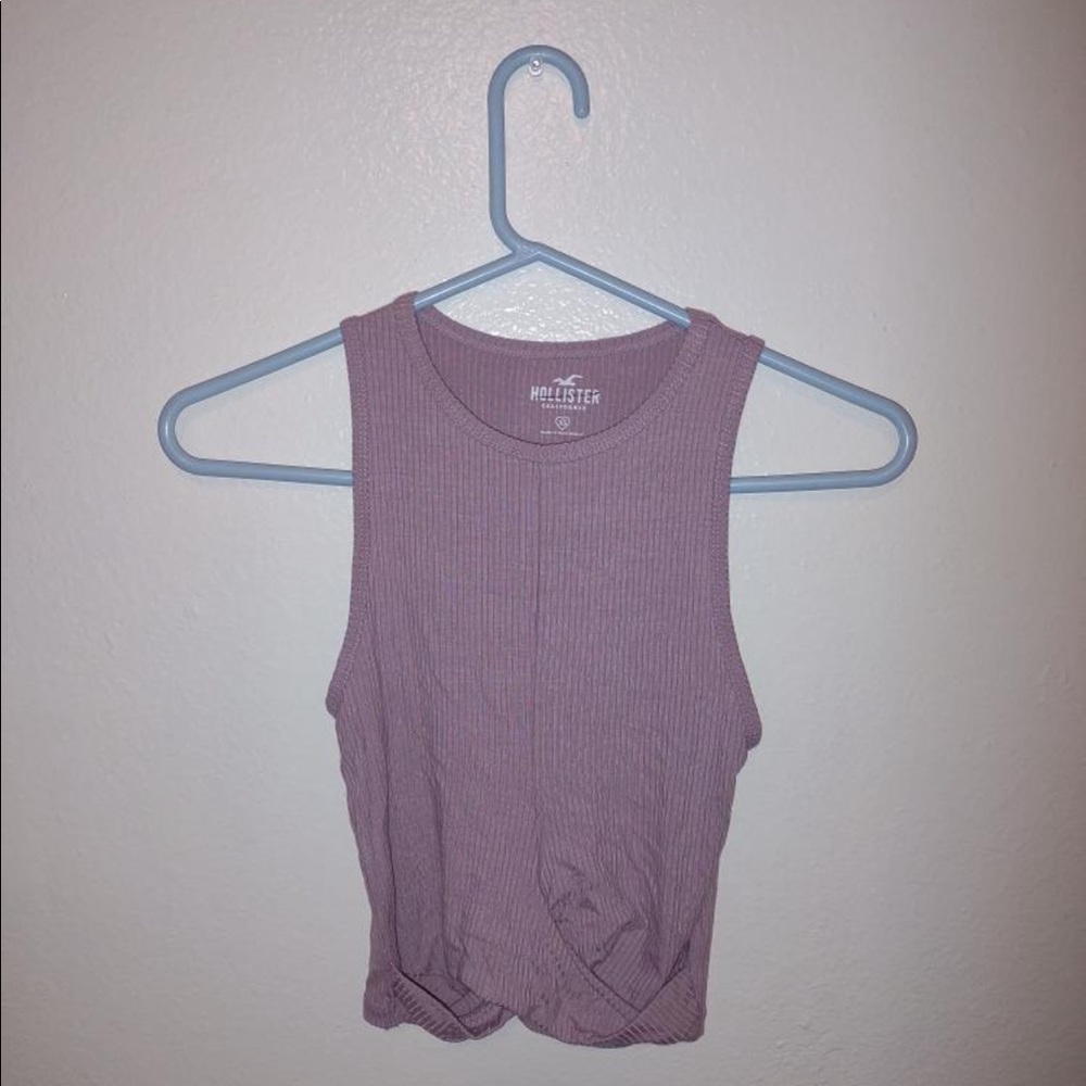 Hollister crossover tank size XS